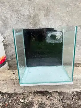 Aquarium 30*30*30 cm. Sump 8 cm