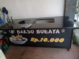 Rombong bakso dan perabot