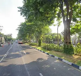 Jual Komersial Area Rumah Usaha Diponegoro ex showroom lokasi bagus