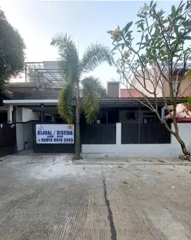 Rumah siap huni dekat tol dan LRT dikranggan cibubur