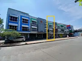Disewakan  Ruko Angsana Park  3,5 Lantai, Luas 182m2 di Pejaten Timur