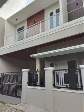 Disewakan Rumah Mewah, bayar sewa tiap 3 bulan dimuka = Rp 16.5 juta