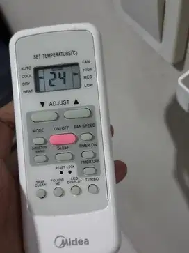 AC Midea 1/2 pk bekas