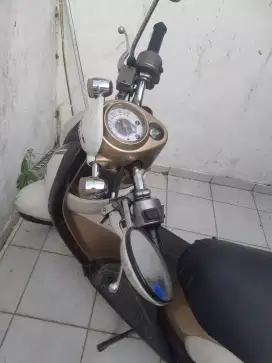 Dijual motor scoopy karbu tahun 2012