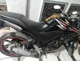 HONDA CB150R 2015