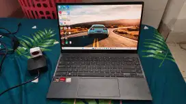 Asus zenbook UM425