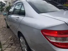 KM 74RB Mercy C200 2010 Perfect