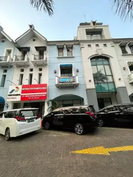 Disewakan ruko 3 lantai di kawasan komersil  plaza pondok indah  3