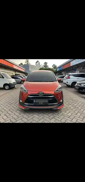 TOYOTA SIENTA Q AT 2016 ORANGE