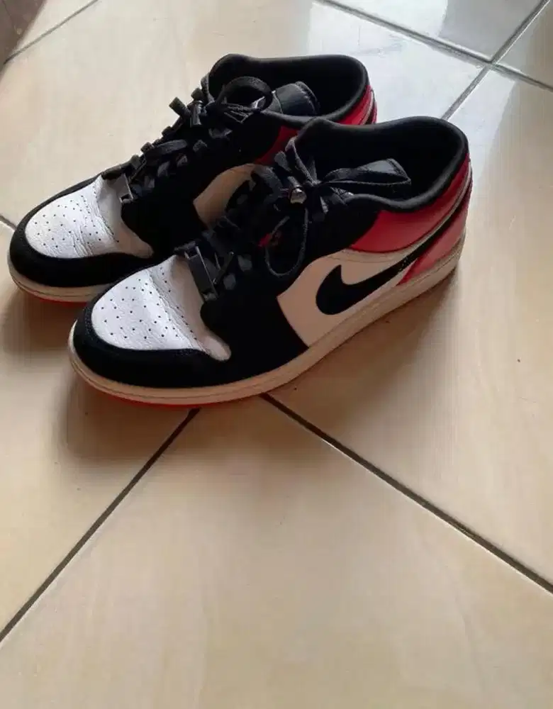 Sepatu Airjo blacktoe 43 unisex
