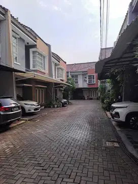 Cluster 2 Lantai Free Furnished Duren Sawit Jakarta Timur
