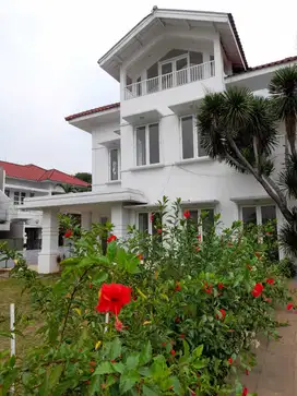 DISEWAKAN: Rumah Cipete Selatan dekat Jl. Antasari, Kemang