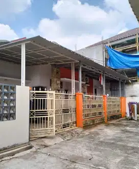 Dijual Cepat Rumah Bagus Strategis di Cilangkap Cipayung