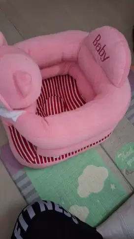 Kursi bayi belajar duduk
