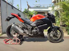 KAWASAKI Z250 TAHUN 2014
