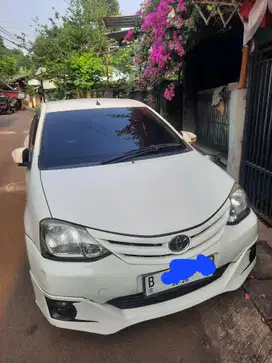 Toyota Etios Valco 2013 Bensin