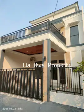 RUMAH BARU 2 LANTAI DI MELATI MAS SERPONG