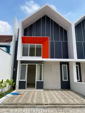 RUMAH SIAP HUNI DEKAT UB POLTEK SUHAT