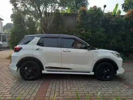 Toyota Raize 1.0 GR Automatic AT Two Tone  KM Low Pajak Panjang Cash