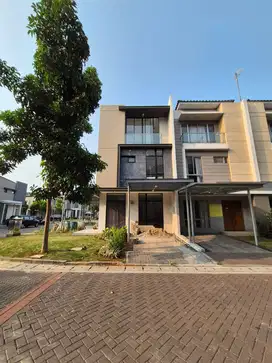 POSISI HOEK   Rumah Golf Island PIK Special Design uk 6x12,5