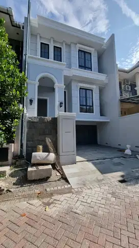 RUMAH BARU 3LT DI GRAHA FAMILY, SURABAYA BARAT