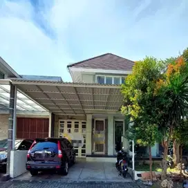 dijual rumah citraland surabaya barat