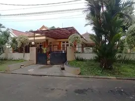 RUMAH SEKEN DI TANAH 500MTR POSISI HOOK DI TELAGA KAHURIPAN