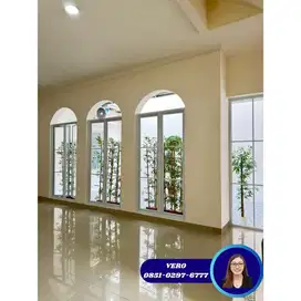 Rmh Cluster Alicante Gading Serpong Jl. Alicante Barat; Hadap Selatan