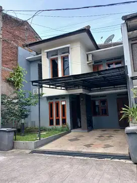 Rumah minimalis siap huni dekat griya Antapani kota Bandung