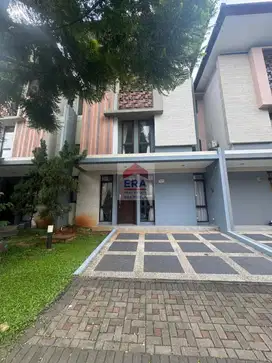 Disewakan Rumah 2 Lantai di Regentown BSD CITY