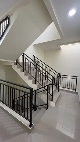 Rumah Baru Siap Huni di Teluk Gong