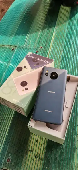 Sharp aquos sense sense 8