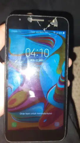 Hp Samsung A2layar retak tapi masih nyala