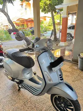 Dijual vespa primavera 2023.  Harga nego tipis