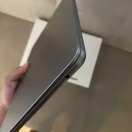 Macbook Air M2 8/25GB Ibox 2024