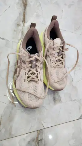 Asics Novablast 5