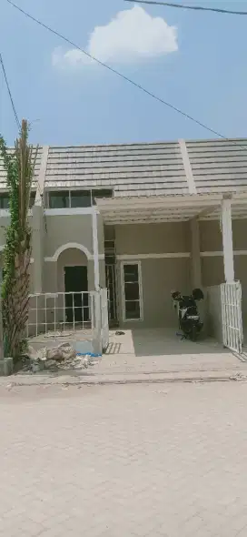 Disewakan Rumah Baru di Perumahan Yang Sudah Terbentuk