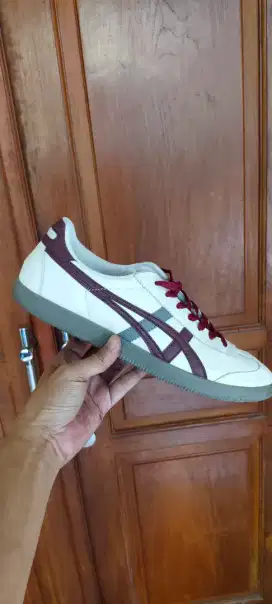 Jual sepatu ONITSUKA