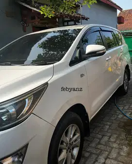 Toyota Kijang Innova Reborn 2015 G M/T Bensin
