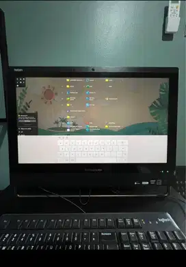 Komputer Lenovo compact core i7
