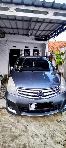 Nissan grand livina hws 2013