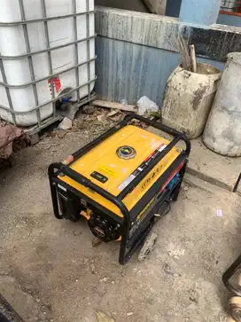 Jual Mesin Genset Krisbow 3500WATT Kondisi Gress