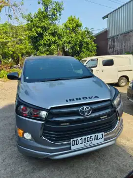 Toyota kijang Innova reborn solar