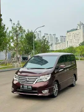 CASH!! Nissan Serena HWS 2.0 2017