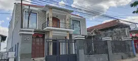 Rumah Mewah Strategis Kadudampit Cisaat  Sukabumi