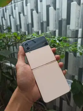 Samsung Z flip 4 8/256GB