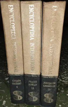 Encyclopedia International ,Isi 20 Buku