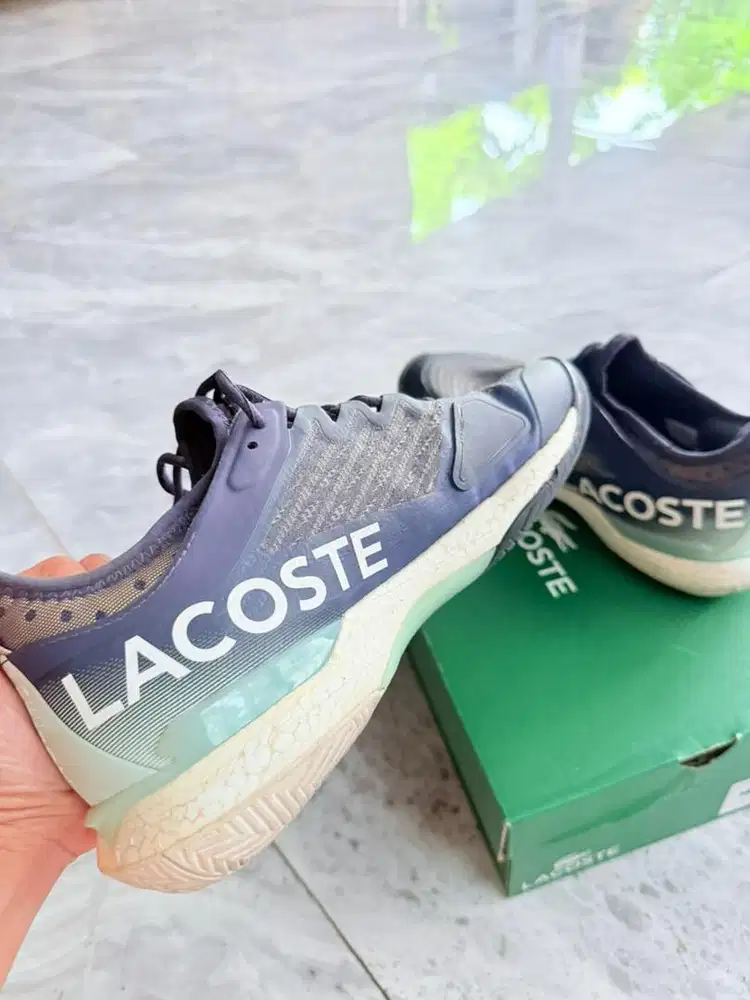 Dijual sepatu tennis cowo lacoste
