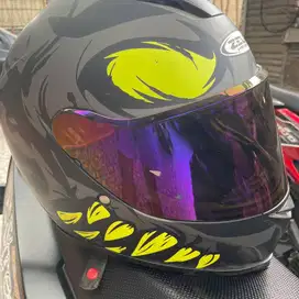 Helm Zeus 822b Black Mate / Yellow Fluo