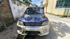 2000 Daihatsu Taruna